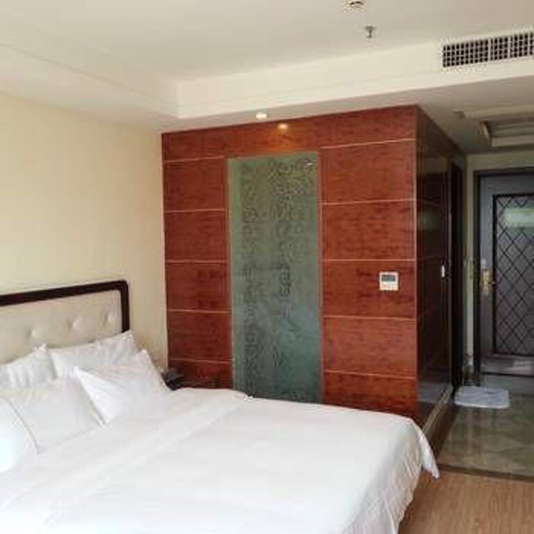 Хойчжоу: Meet The Fashion Hotel