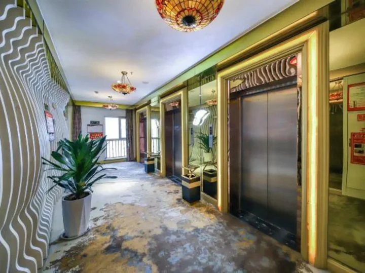 Синьсян: Minos Hotel
