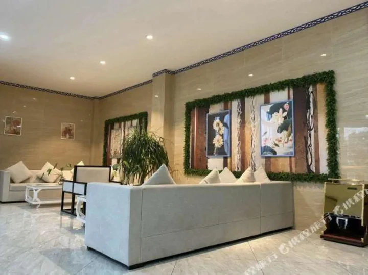 Хуаншань: Weilisi Themed Hotel