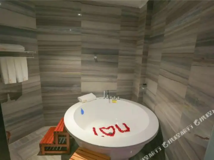 Хуаншань: Weilisi Themed Hotel
