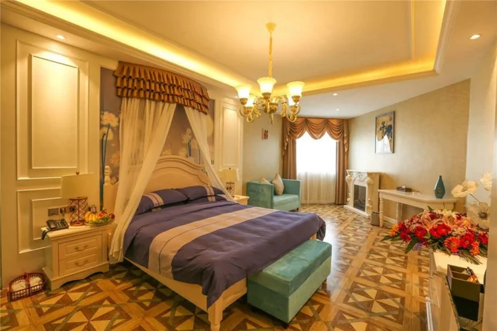 Хуаншань: Weilisi Themed Hotel