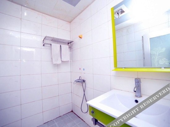 Ичан: Shanshan Business Hotel
