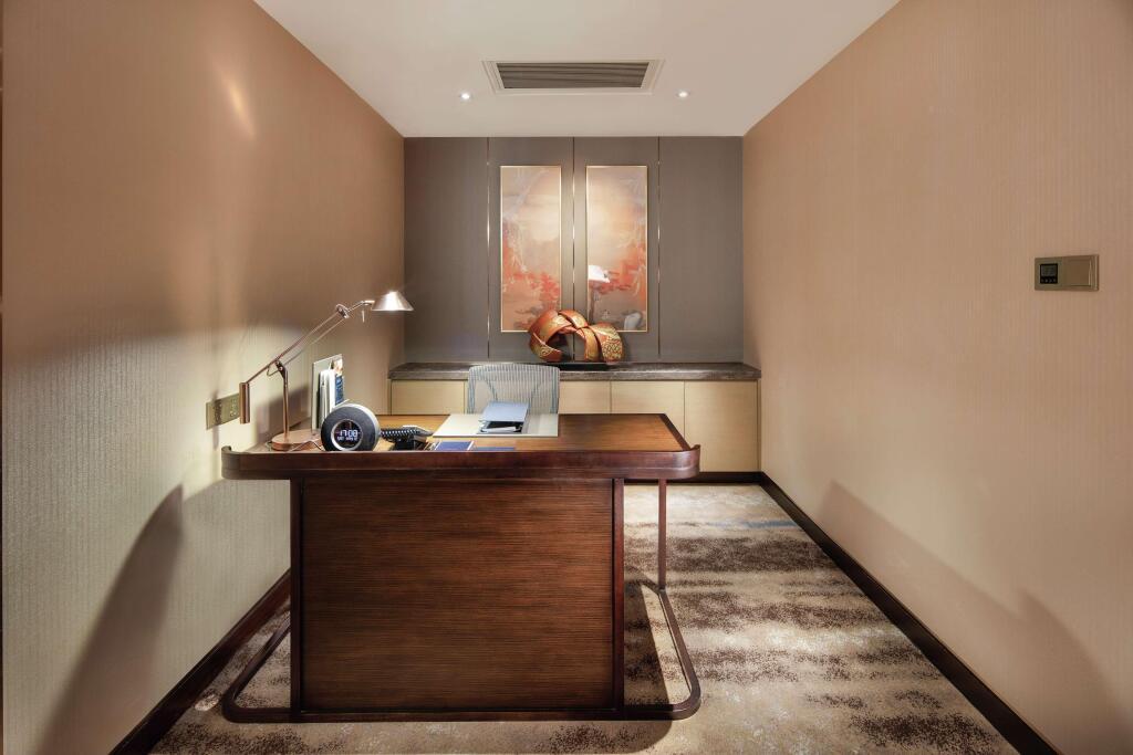 Шэньян: Hilton Shenyang