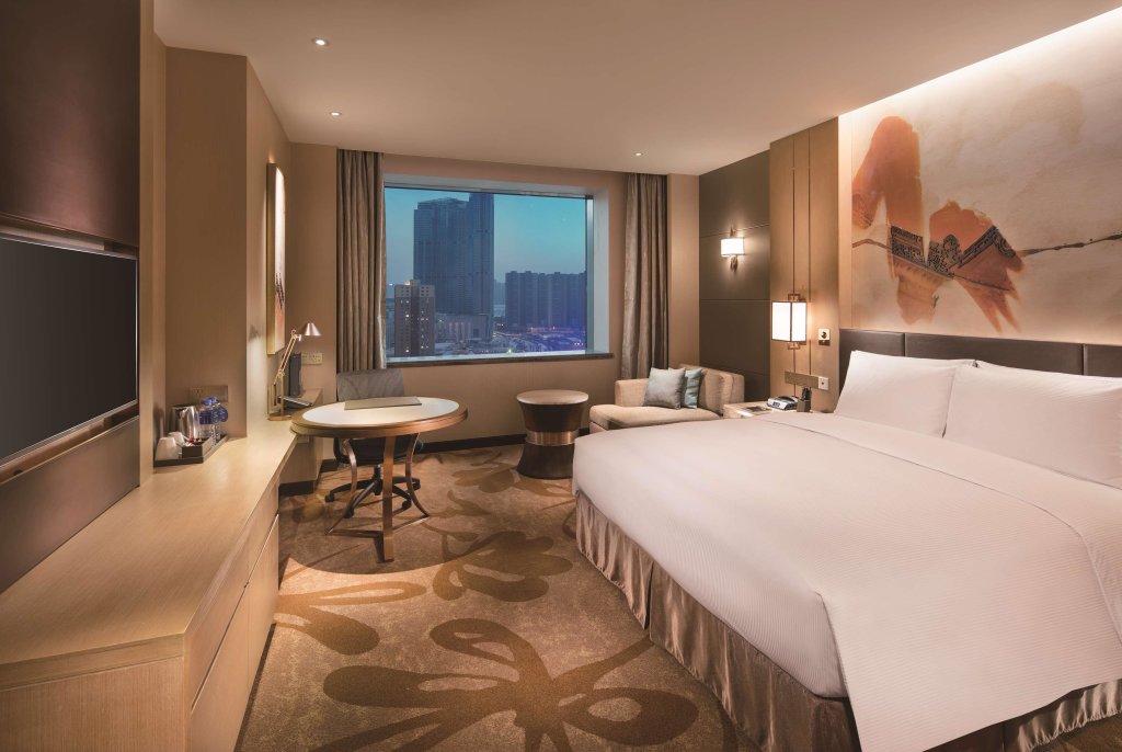 Шэньян: Hilton Shenyang