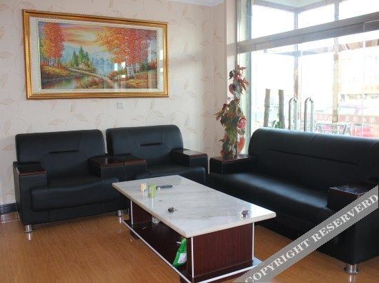 Чжанцзякоу: Yijia Express Hotel