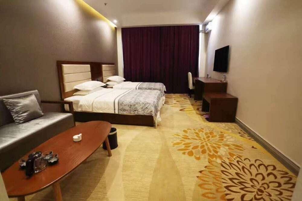 Лоян: HS Forest Hotel