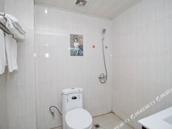 Луань: Jintai Hotel