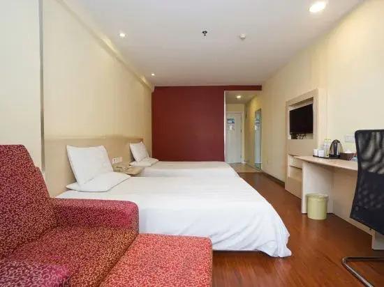 Гуйлинь: Hanting Hotel (Guilin Wayao Wholesale City)