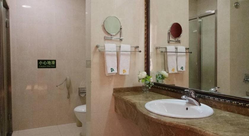 Хулун-Буир: Manzhouli Port International Hotel
