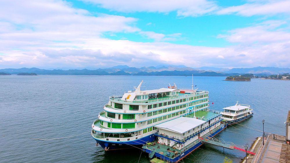 Ханчжоу: Qiandaohu Bojue Cruise Hotel
