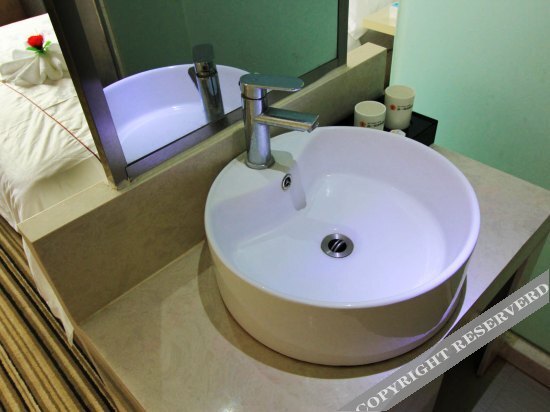 Наньян: Shangyite Chain Hotel (Tanghe Youlan Avenue)