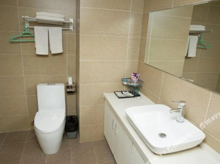 Цзинин: Zoucheng Lemon Intercity Hotel