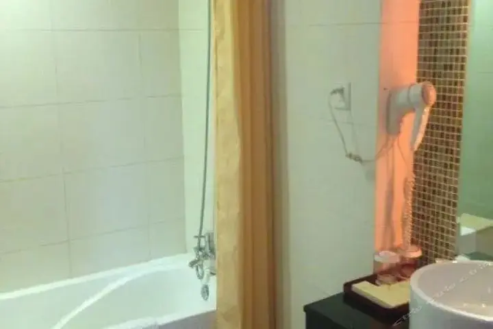 Фошань: Rich Forex Hotel