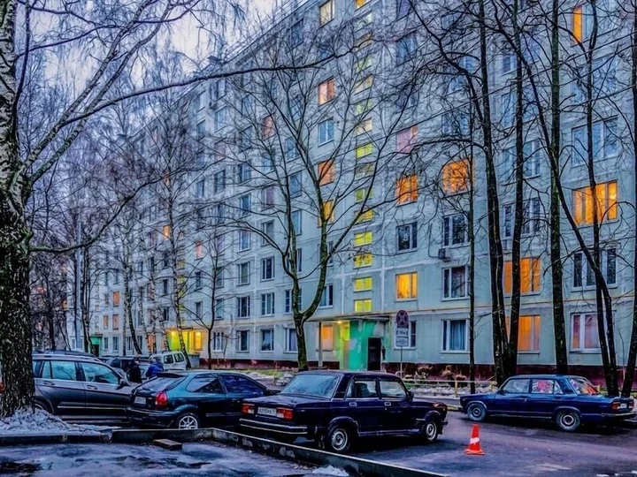 Москва: Апартаменты, Введенского, 10