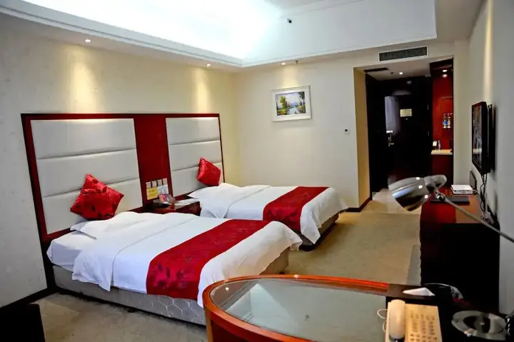 Лоян: Dinis Business Hotel Kaiyuan Branch