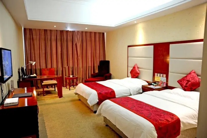 Лоян: Dinis Business Hotel Kaiyuan Branch
