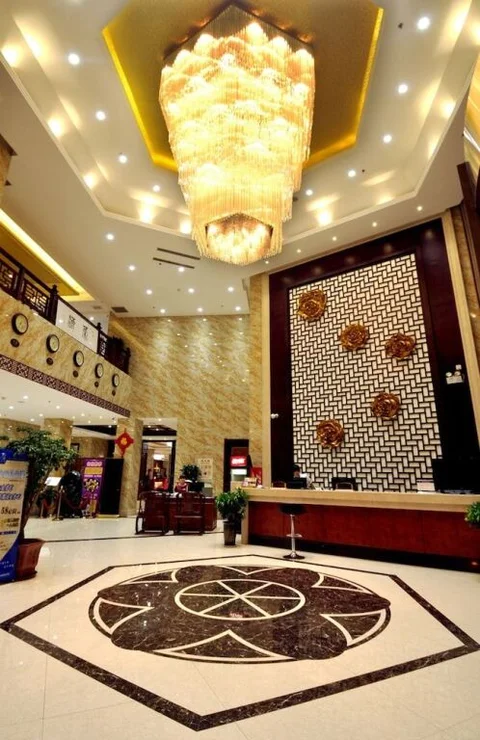 Лоян: Dinis Business Hotel Kaiyuan Branch