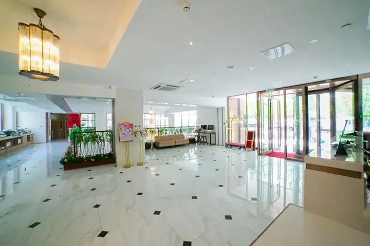 Яньтай: Bridal Tea House - Zhi Fu