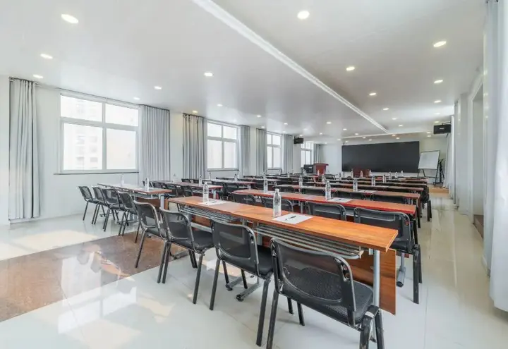 Яньчэн: HanTing Premium Hotel (Yancheng Wanda Plaza Xihuan Road)