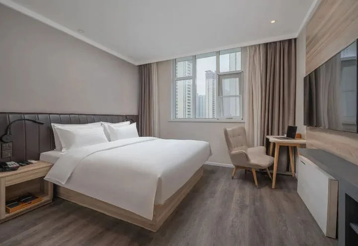 Яньчэн: HanTing Premium Hotel (Yancheng Wanda Plaza Xihuan Road)