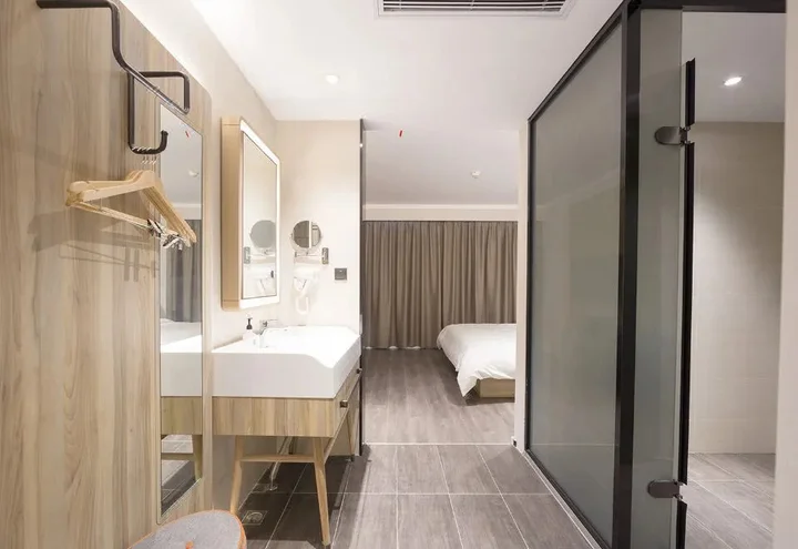 Яньчэн: HanTing Premium Hotel (Yancheng Wanda Plaza Xihuan Road)