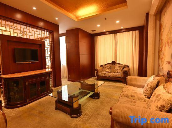 Шаоян: Jin Li Hua Grand Hotel