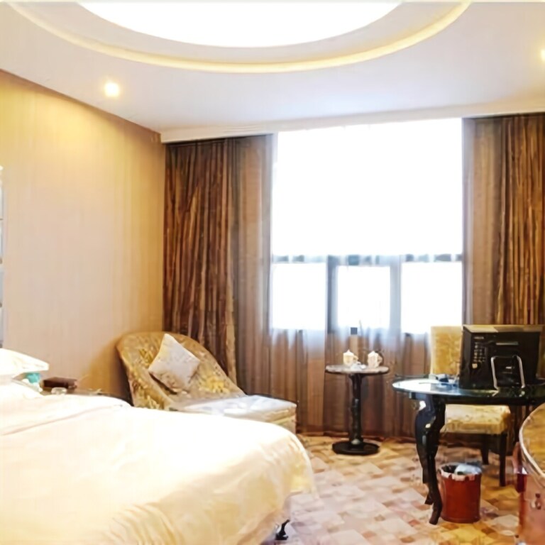 Шаоян: Yingjie Youyi Guoji Hotel