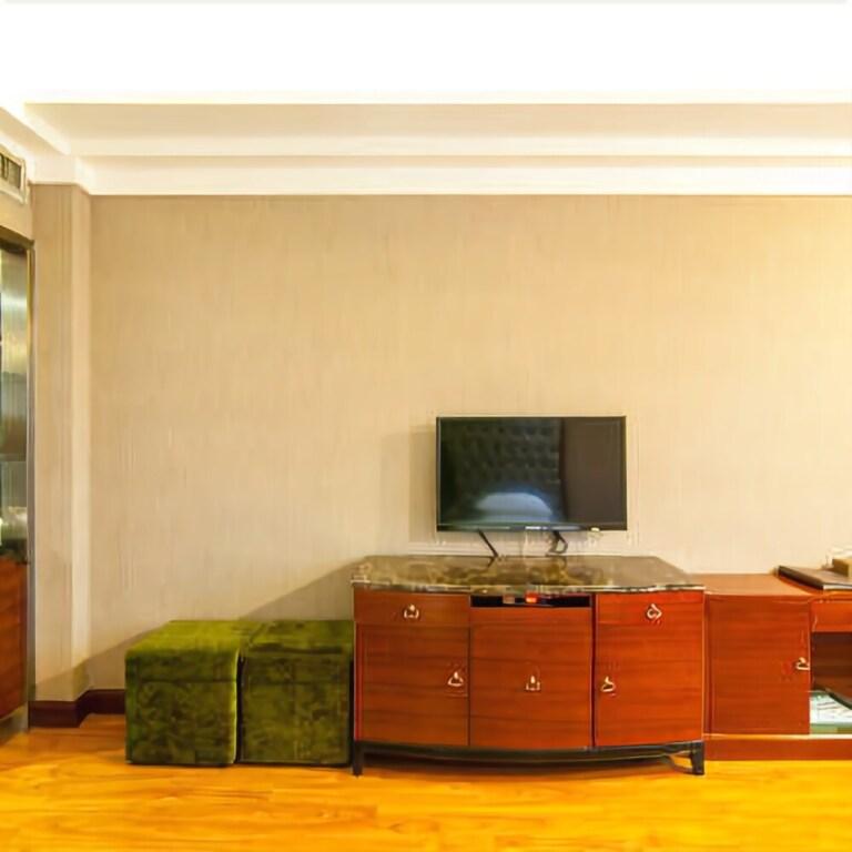 Шаоян: Yingjie Youyi Guoji Hotel