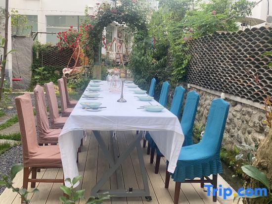 Хуаншань: Huangshan Emerald Valley Tingquan Xiaoyuan Homestay