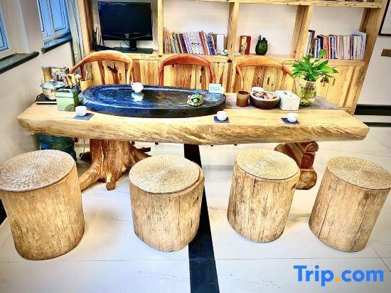Хуаншань: Huangshan Emerald Valley Tingquan Xiaoyuan Homestay