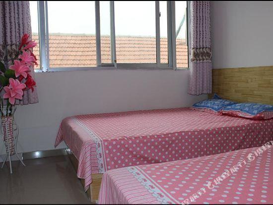 Жичжао: Longhe Yujia Hotel