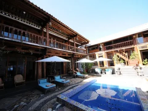 Дали: Yingju Inn