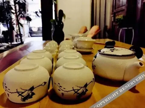 Дали: Yingju Inn