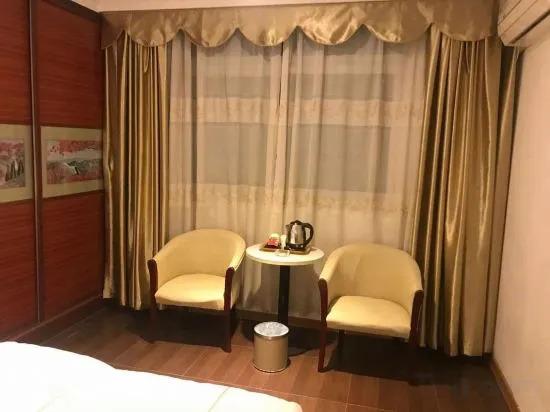 Мейчжу: Yanling Hotel