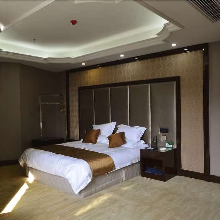 Шиянь: Jianke Holiday Hotel
