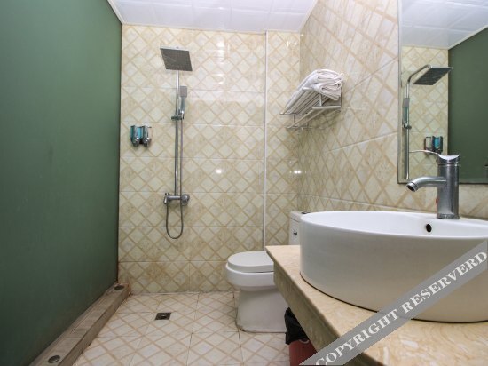 Люян: Xindu Business Express Hotel (Currently unavailable)