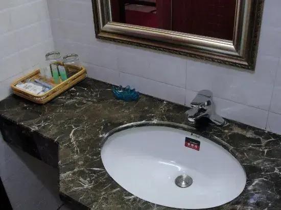 Цзиньчжоу: Zhongchi Hotel