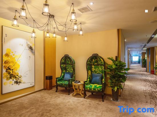 Кайфын: Yue Ting Hotel (Kaifeng Millennium City Park)