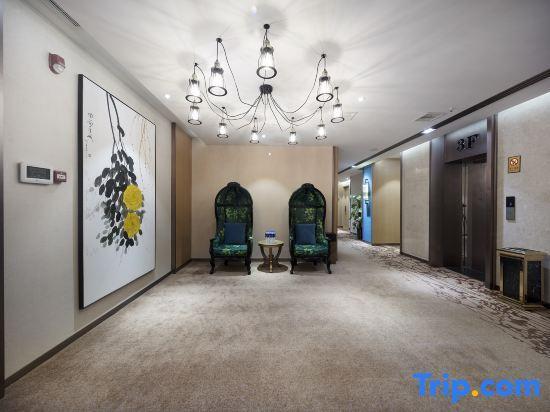 Кайфын: Yue Ting Hotel (Kaifeng Millennium City Park)