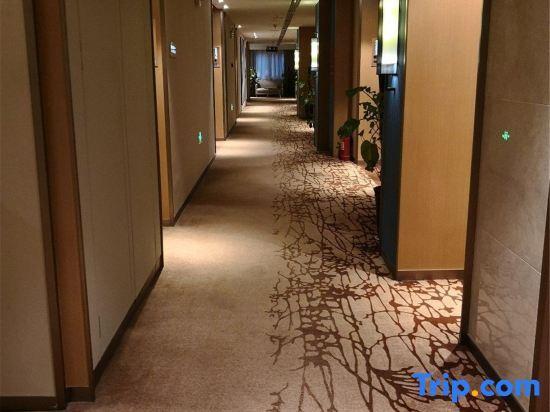 Кайфын: Yue Ting Hotel (Kaifeng Millennium City Park)