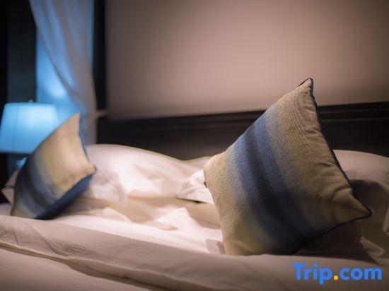 Цзинхун: Xishuangbanna Jinghongyun Jintai Resort Hotel