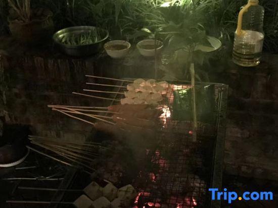 Цзинхун: Xishuangbanna Jinghongyun Jintai Resort Hotel