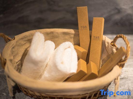 Цзинхун: Xishuangbanna Jinghongyun Jintai Resort Hotel