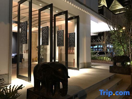 Цзинхун: Xishuangbanna Jinghongyun Jintai Resort Hotel
