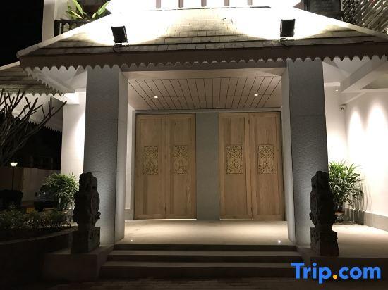 Цзинхун: Xishuangbanna Jinghongyun Jintai Resort Hotel