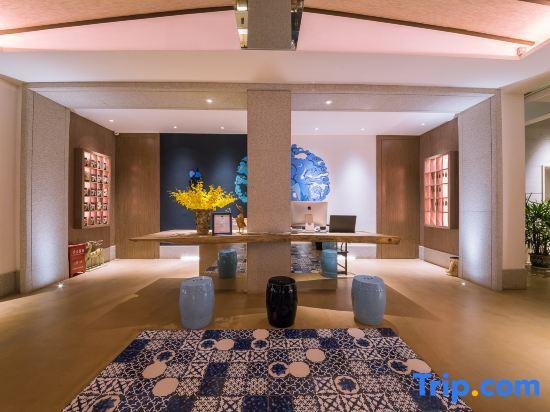 Цзинхун: Xishuangbanna Jinghongyun Jintai Resort Hotel