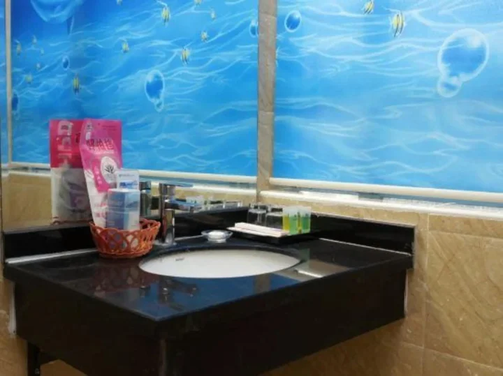 Сяньян: Laimei City Holiday Hotel