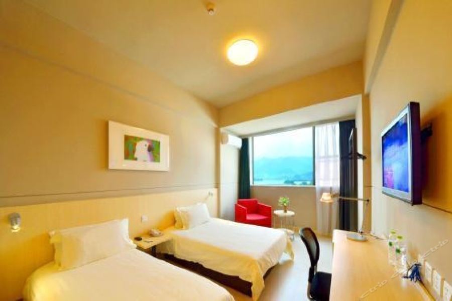 Чжаоцин: Jinxing Hotel (Zhaoqing Xinghu Paifang)