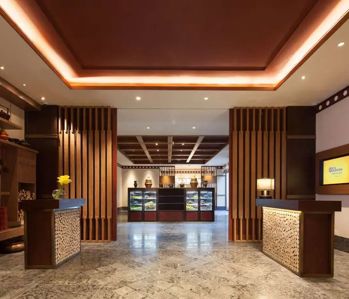 Шангри-Ла: Hilton Garden Inn Shangri-La