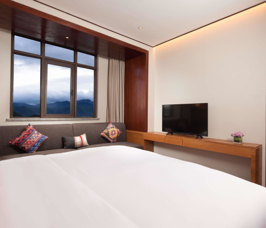Шангри-Ла: Hilton Garden Inn Shangri-La